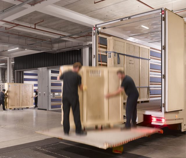 Fine Art Logistics Provider